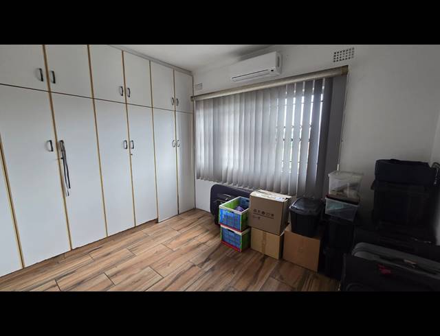 850M² BUILDING FOR SALE IN DAWNSIDE